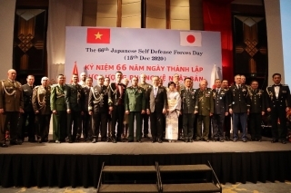 武官