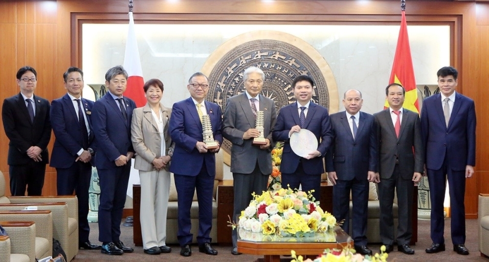 フイ・フート省党委書記